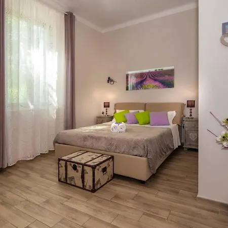 A Due Passi Dalla Torre بيت ضيافة بيزا